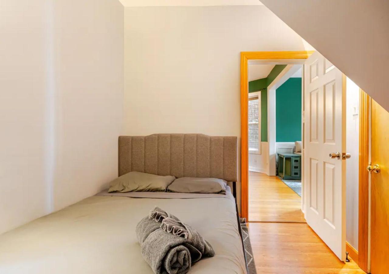 2 Bed Apt W/ Office, Free Parking, Near Wrigley Chicago Extérieur photo